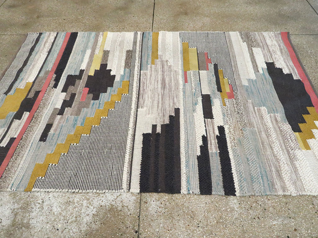 Contemporary Flatweave Kilim, No.30245 - Gss