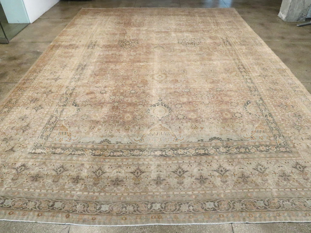 Antique Perisan Tabriz Carpet, No.30247 - Gss