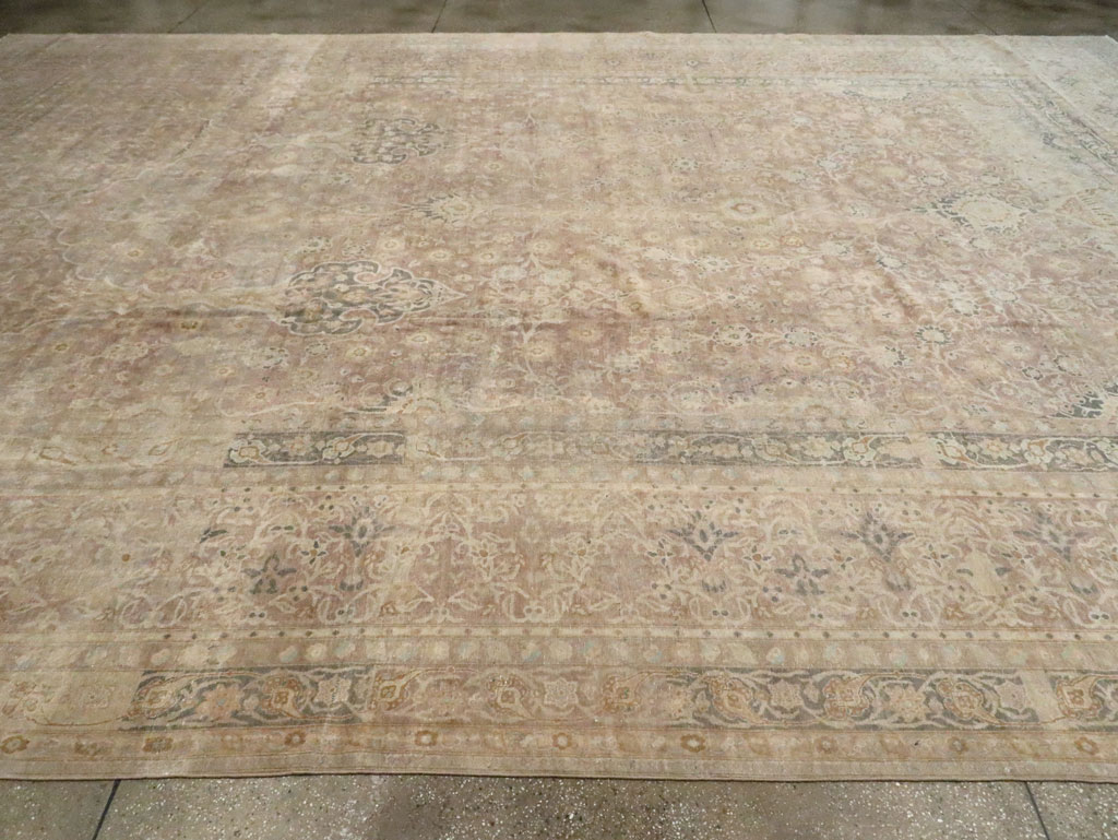 Antique Perisan Tabriz Carpet, No.30247 - Gss