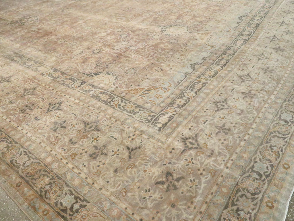 Antique Perisan Tabriz Carpet, No.30247 - Gss