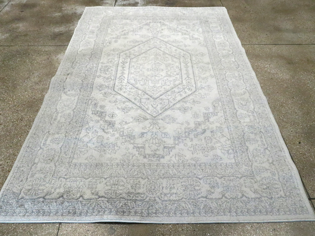 Contemporary Persian Heriz Inspired Turkish Accent Carpet, No.30260 - Gss