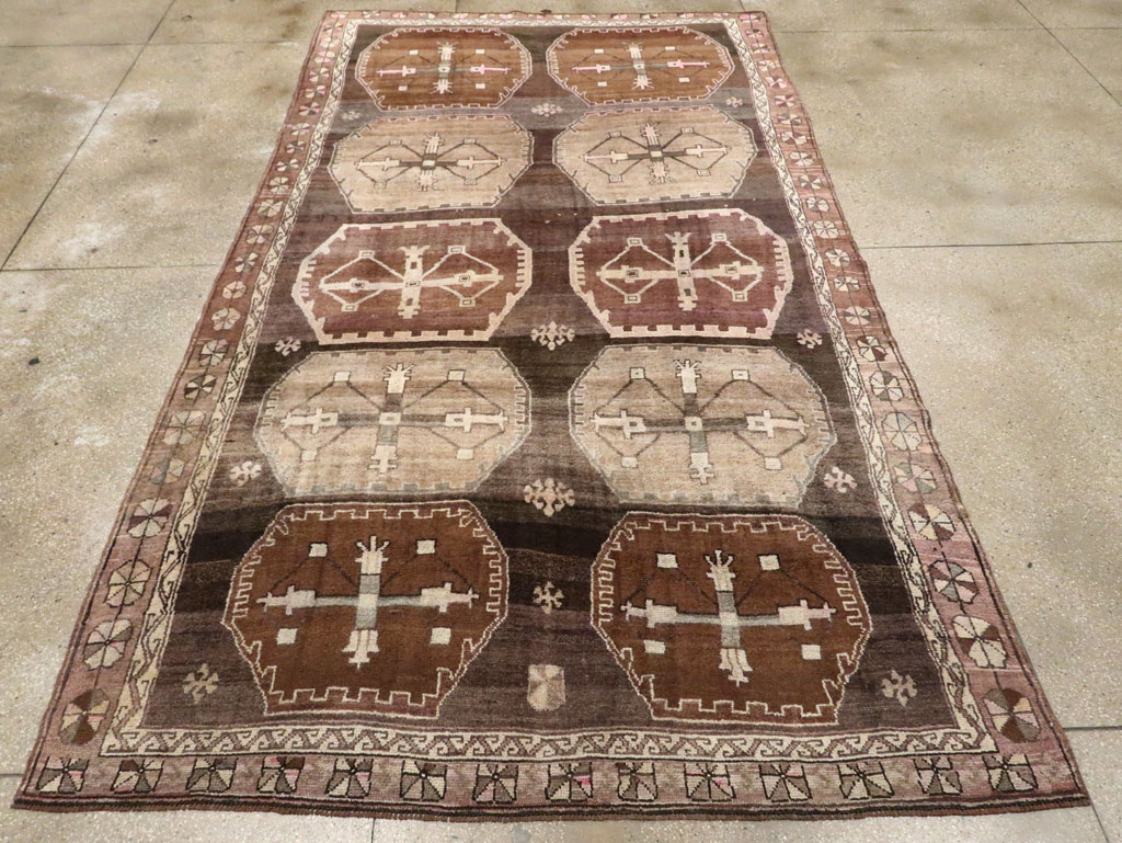 Vintage Turkish Anatolian Room Size Carpet, No.30278 - Gss