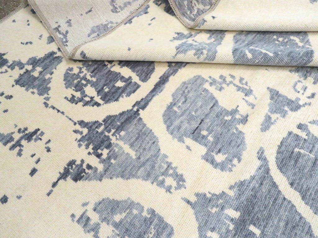 Modern Turkish Room Size Carpet, No.30311 - Gss