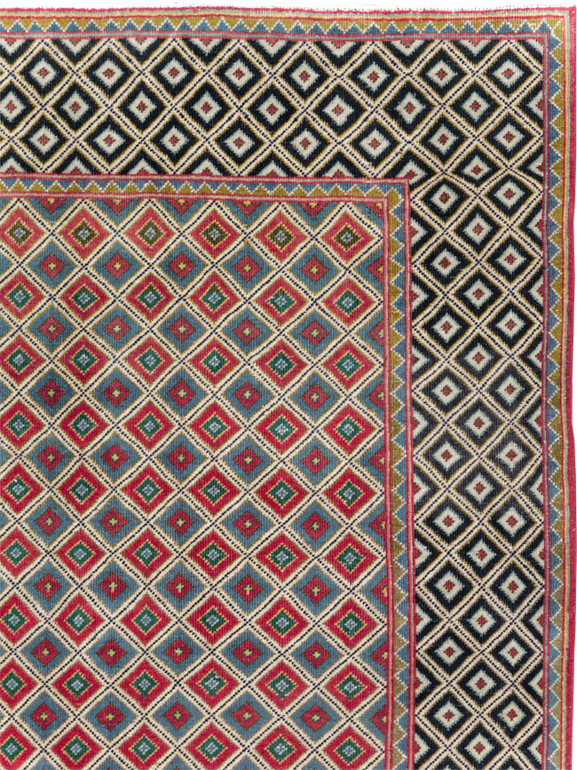 Vintage Persian Quom Small Room Size Carpet, No.30374 - Gss