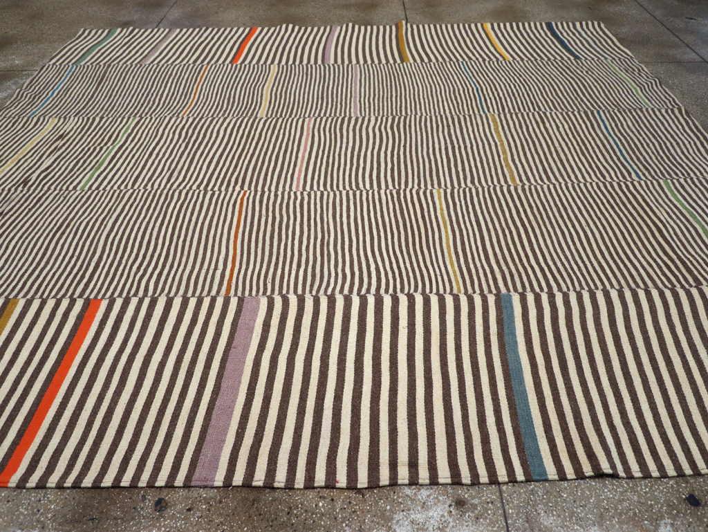 Contemporary Turkish Flatweave Kilim Room Size Carpet, No.30376 - Gss
