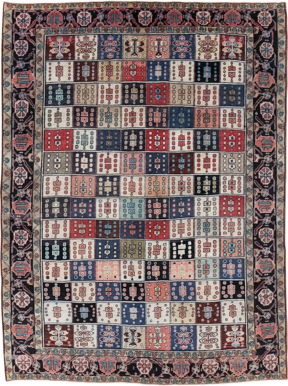 Vintage Persian Veece Small Room Size Carpet, No.30384 - Gss