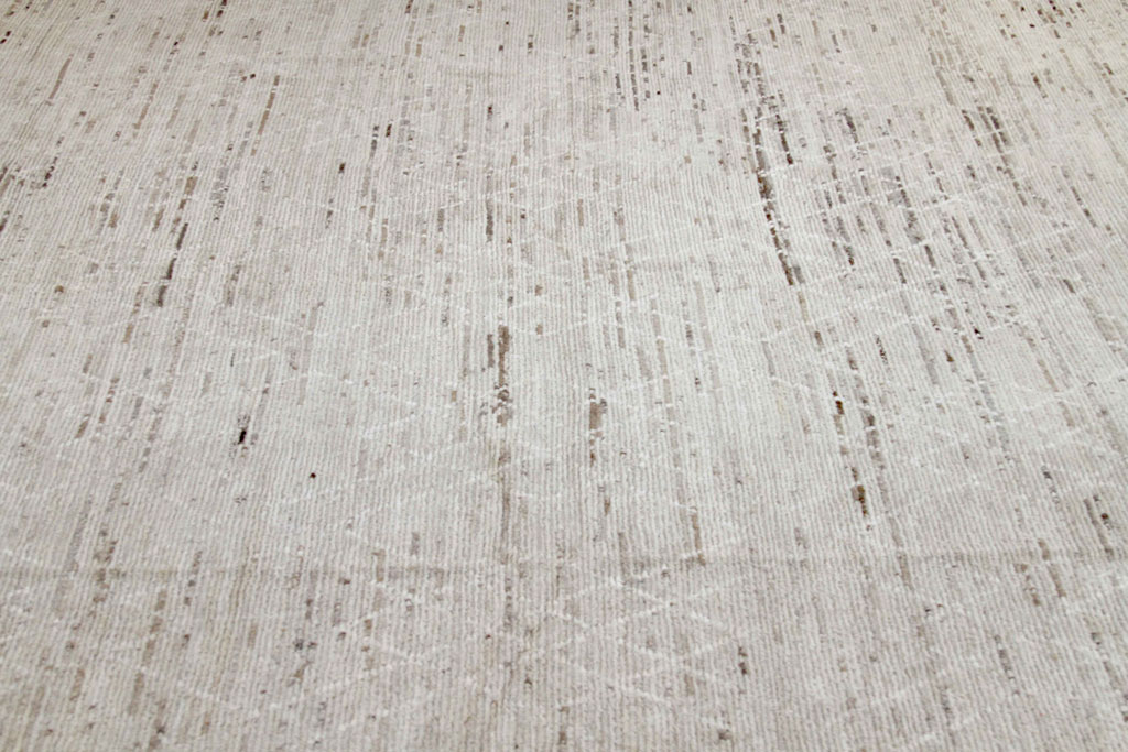 Contemporary Moroccan Room Size Carpet, No.30397 - Gss