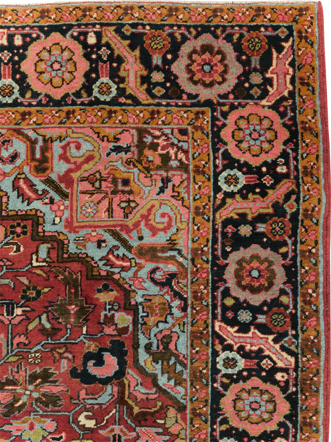 Vintage Persian Heriz Accent Carpet, No.30401 - Gss