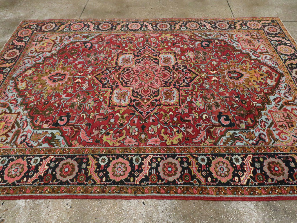 Vintage Persian Heriz Accent Carpet, No.30401 - Gss