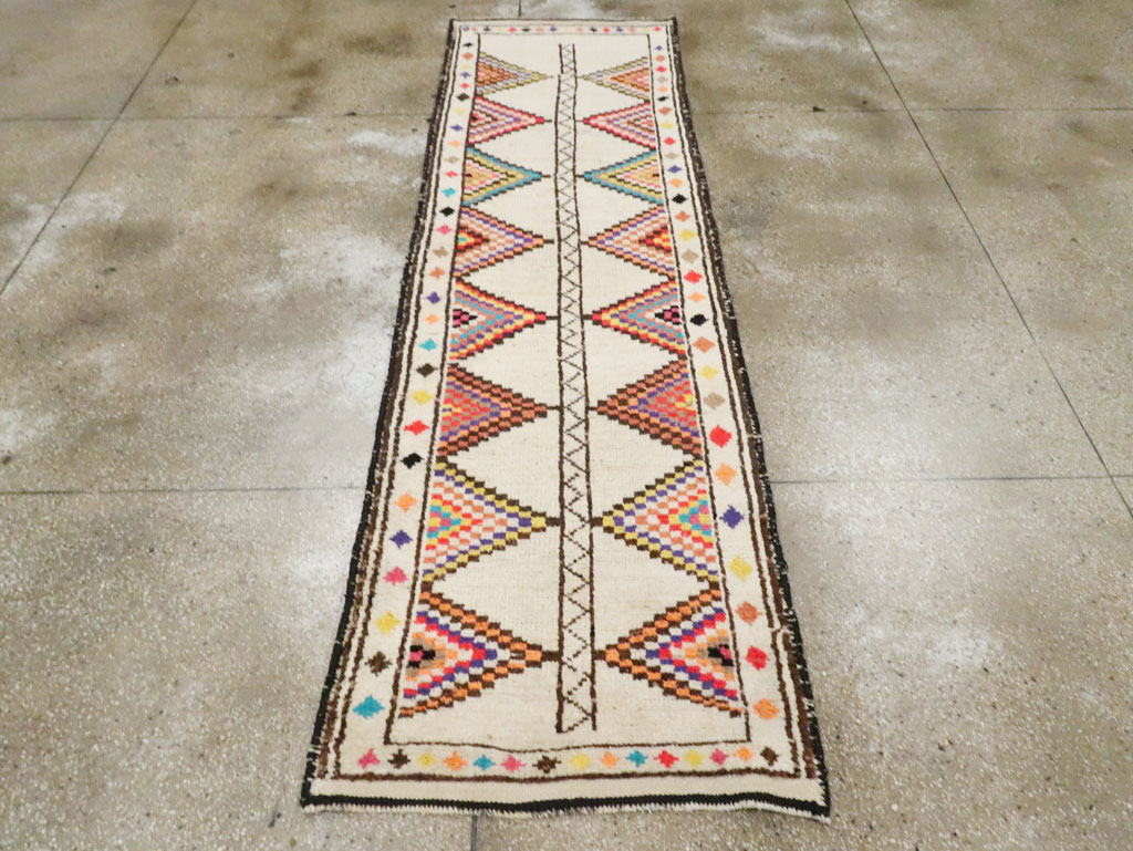 Vintage Anatolian Runner, No.30410 - Gss