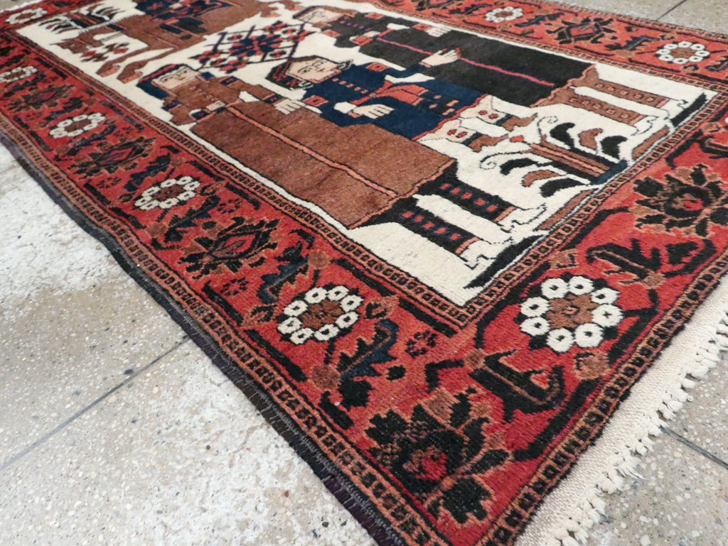 Vintage Pictorial Bakhtiari Rug, No.30427 - Gss
