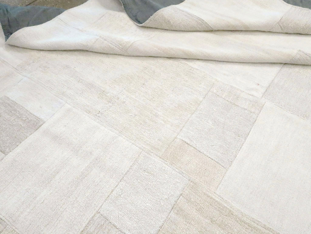 Contemporary Turkish Flatweave Kilim Room Size Carpet, No.30428 - Gss