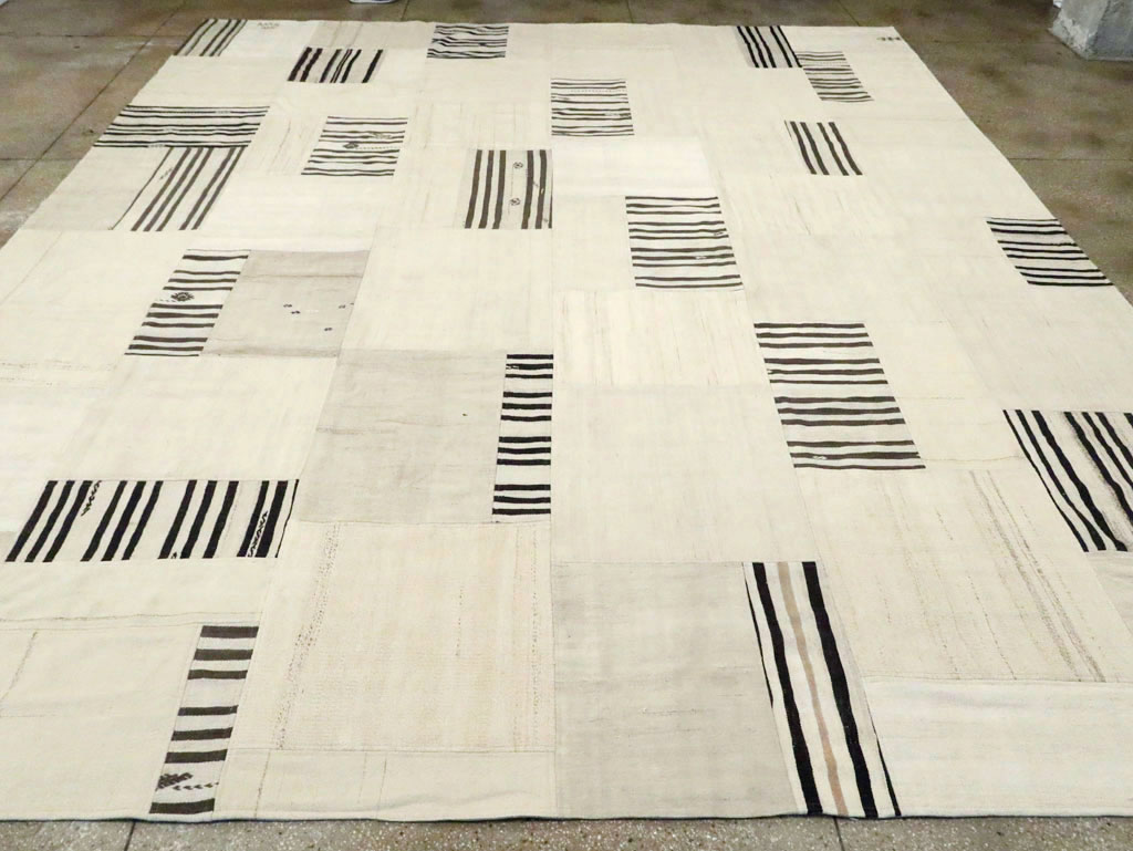 Contemporary Turkish Flatweave Kilim, No.30434 - Gss