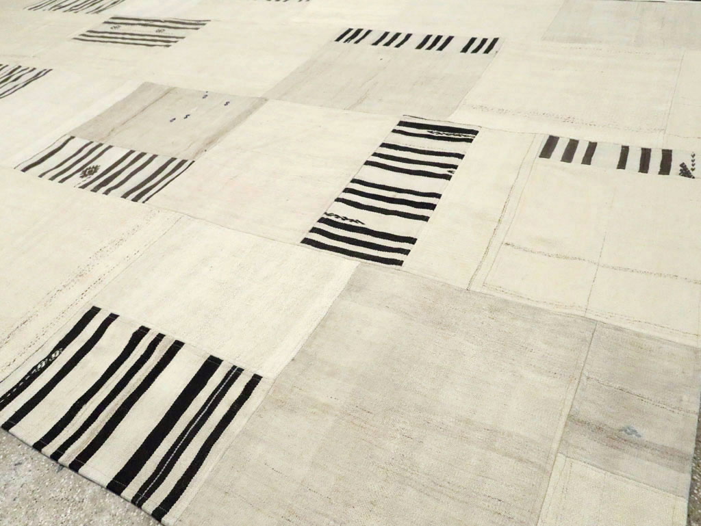 Contemporary Turkish Flatweave Kilim, No.30434 - Gss