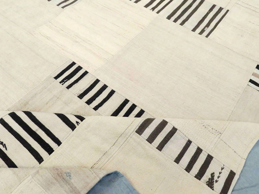 Contemporary Turkish Flatweave Kilim, No.30434 - Gss