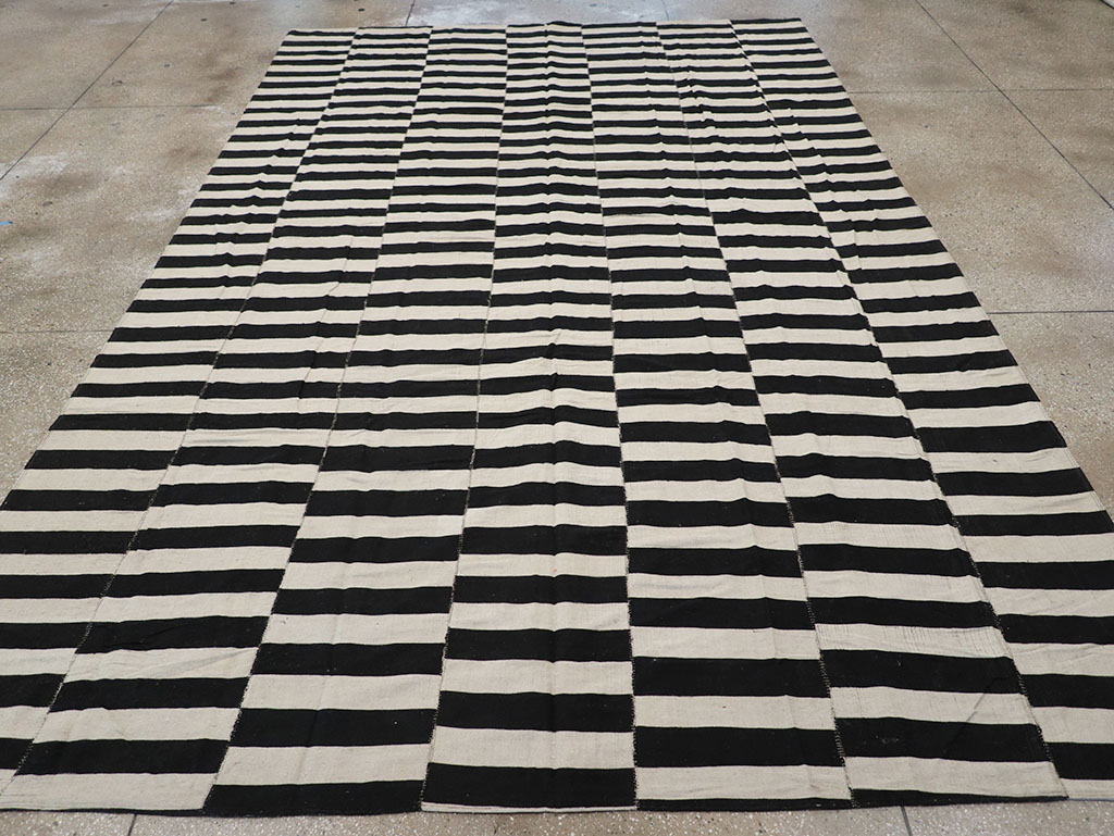 Modern Persian Flatweave Kilim Room Size Carpet, No.30457 - Gss