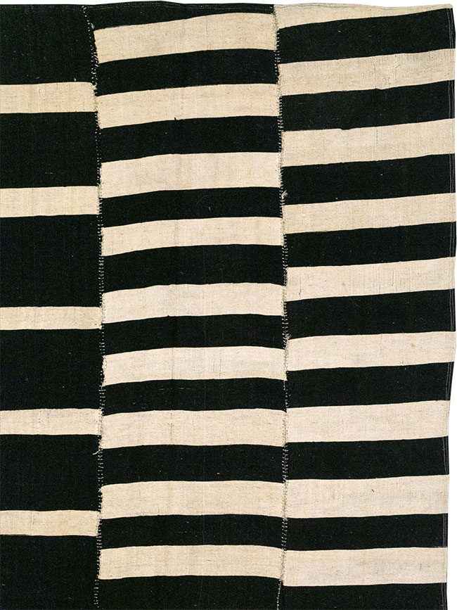 Modern Persian Flatweave Kilim Gallery Carpet, No.30458 - Gss