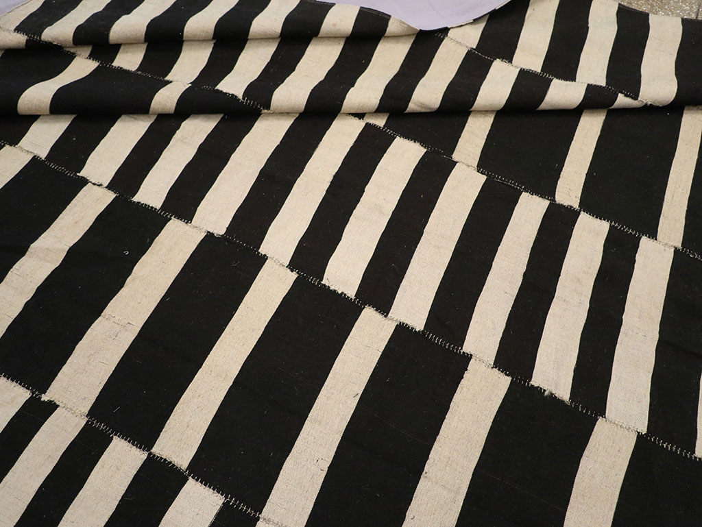 Modern Persian Flatweave Kilim Large Room Size Carpet, No.30458 - Gss