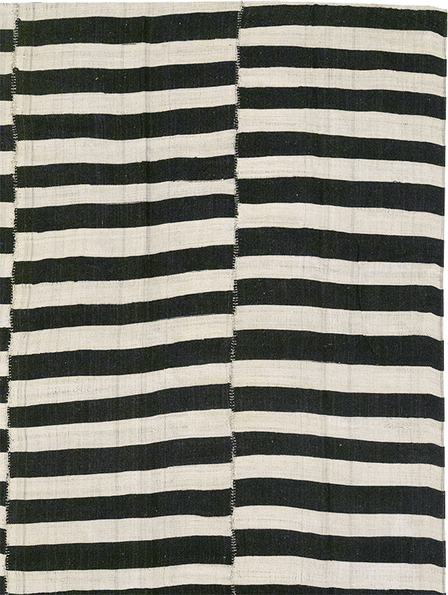 Vintage Persian Flatweave Kilim Room Size Carpet, No.30459 - Gss