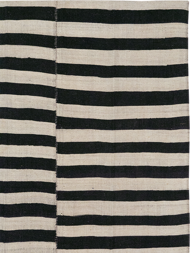 Vintage Persian Flatweave Kilim Small Room Size Carpet, No.30462 - Gss