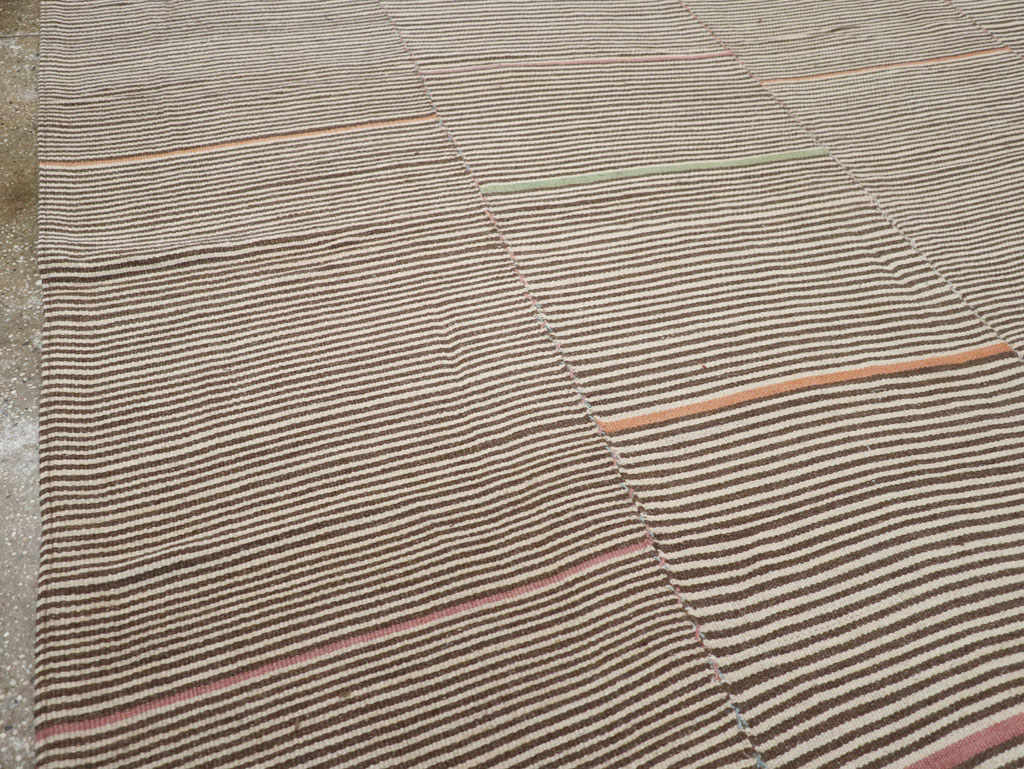 Contemporary Turkish Flatweave Kilim Room Size Carpet, No.30466 - Gss