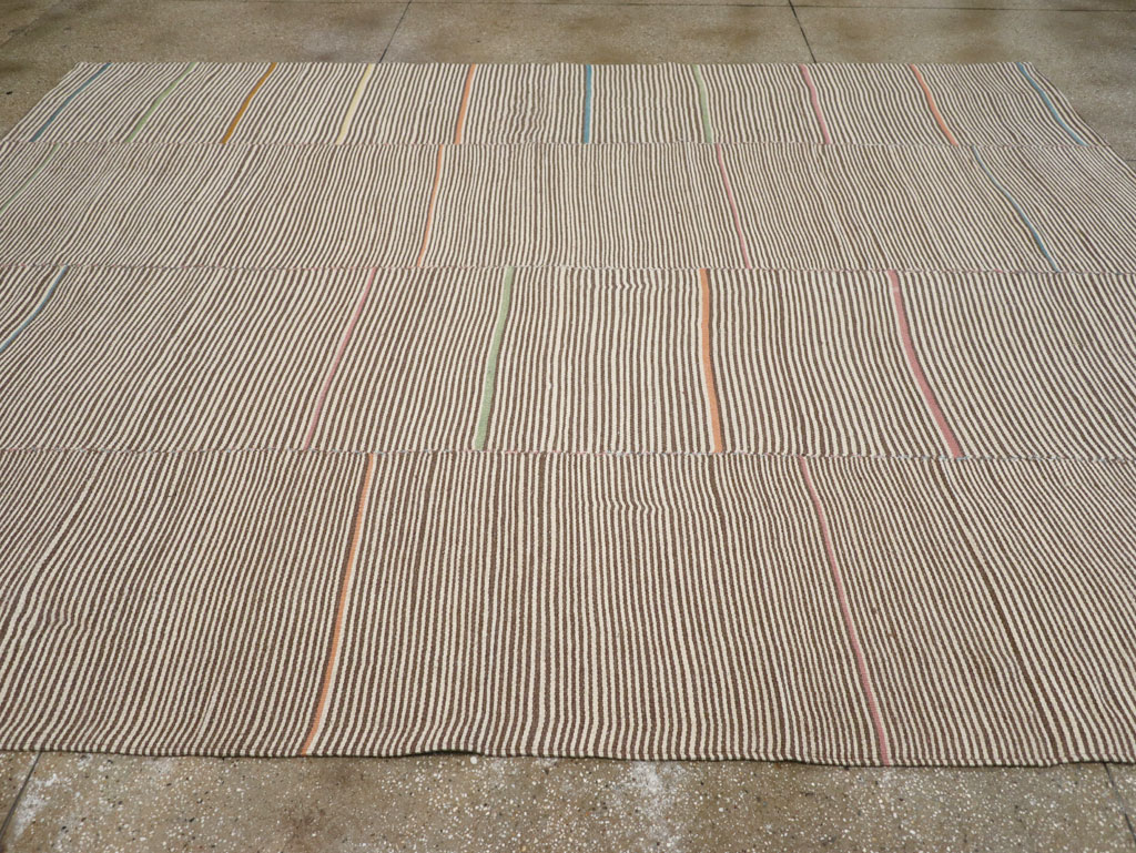 Contemporary Turkish Flatweave Kilim Room Size Carpet, No.30466 - Gss