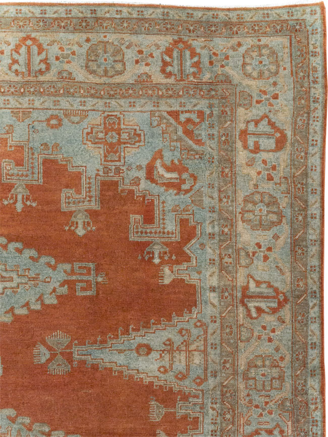 Vintage Persian Veece Small Room Size Carpet, No.30477 - Gss