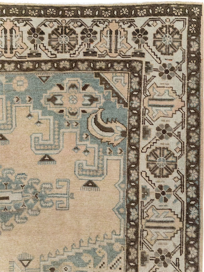 Vintage Persian Veece Accent Carpet, No.30478 - Gss