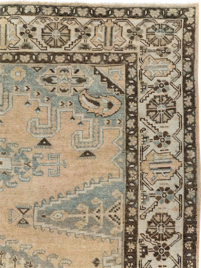 Vintage Persian Veece Accent Carpet, No.30478 - Gss