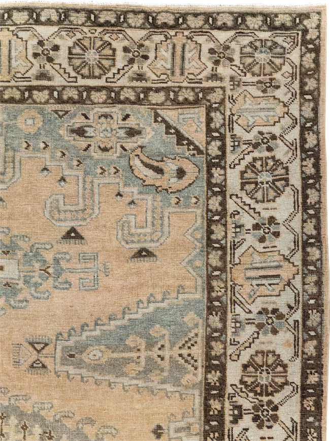 Vintage Persian Veece Accent Carpet, No.30478 - Gss