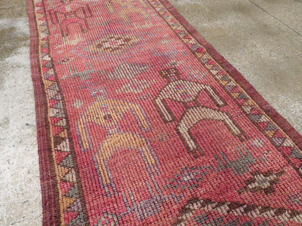 Vintage Turkish Anatolian Pictorial Runner, No.30492 - Gss