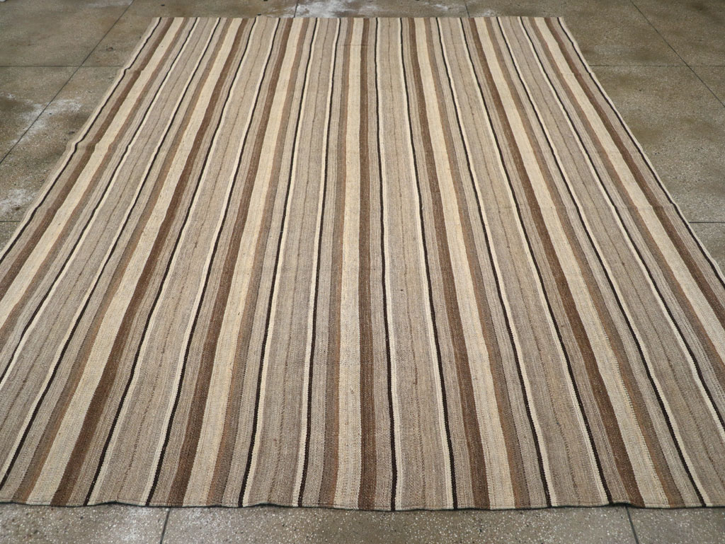 Contemporary Turkish Flatweave Kilim Room Size Carpet, No.30510 - Gss