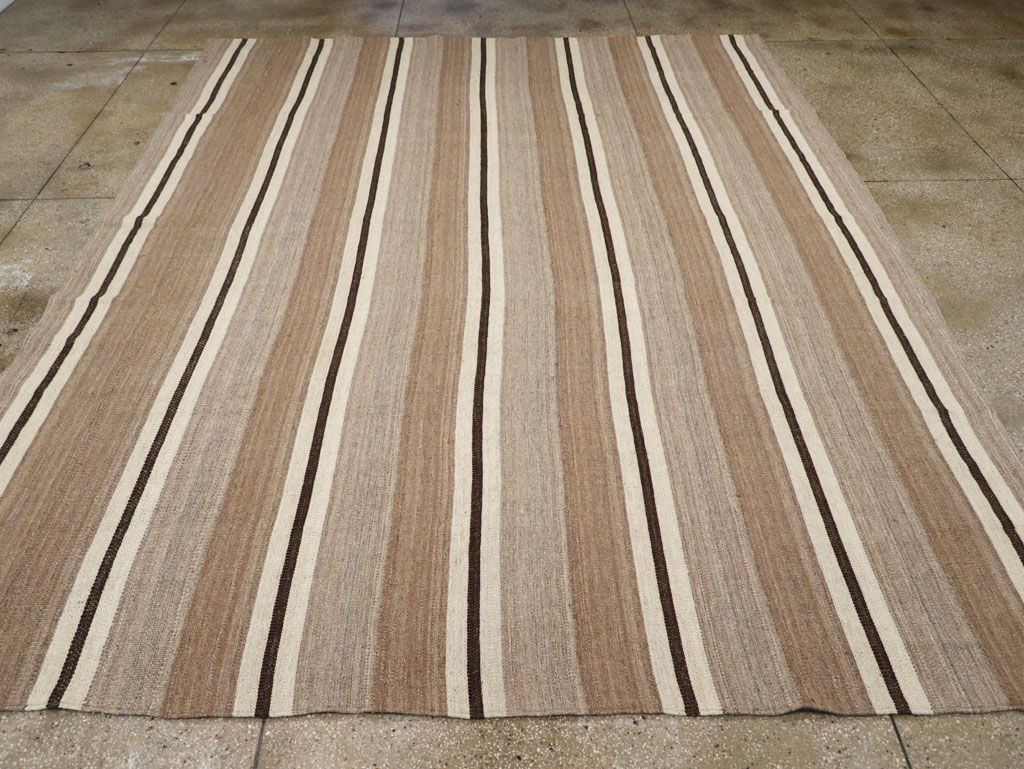 Contemporary Turkish Flatweave Kilim Room Size Carpet, No.30511 - Gss