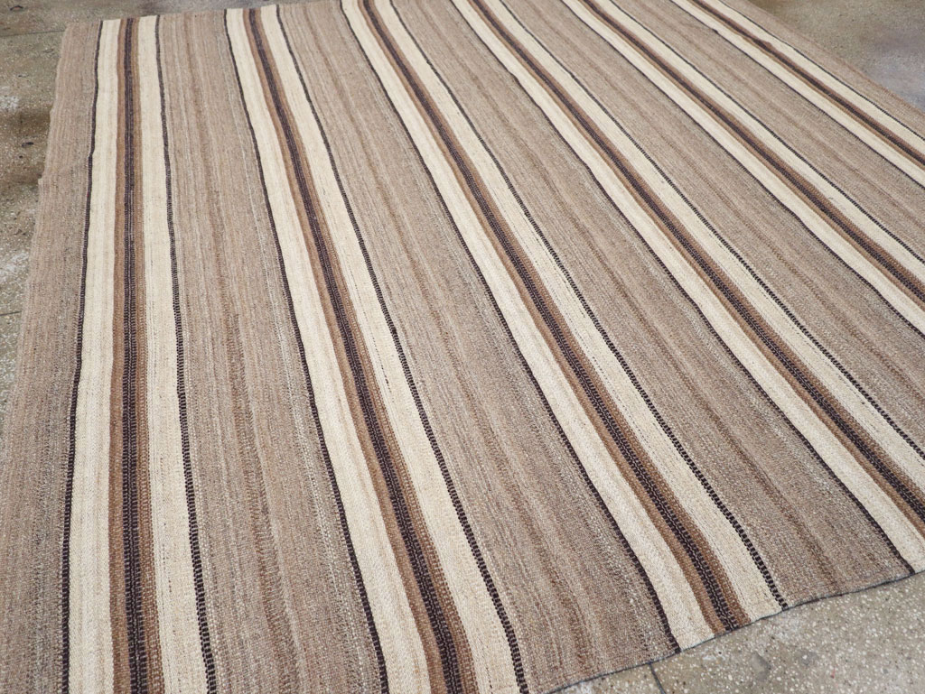 Contemporary Turkish Flatweave Kilim Square Room Size Carpet, No.30512 - Gss