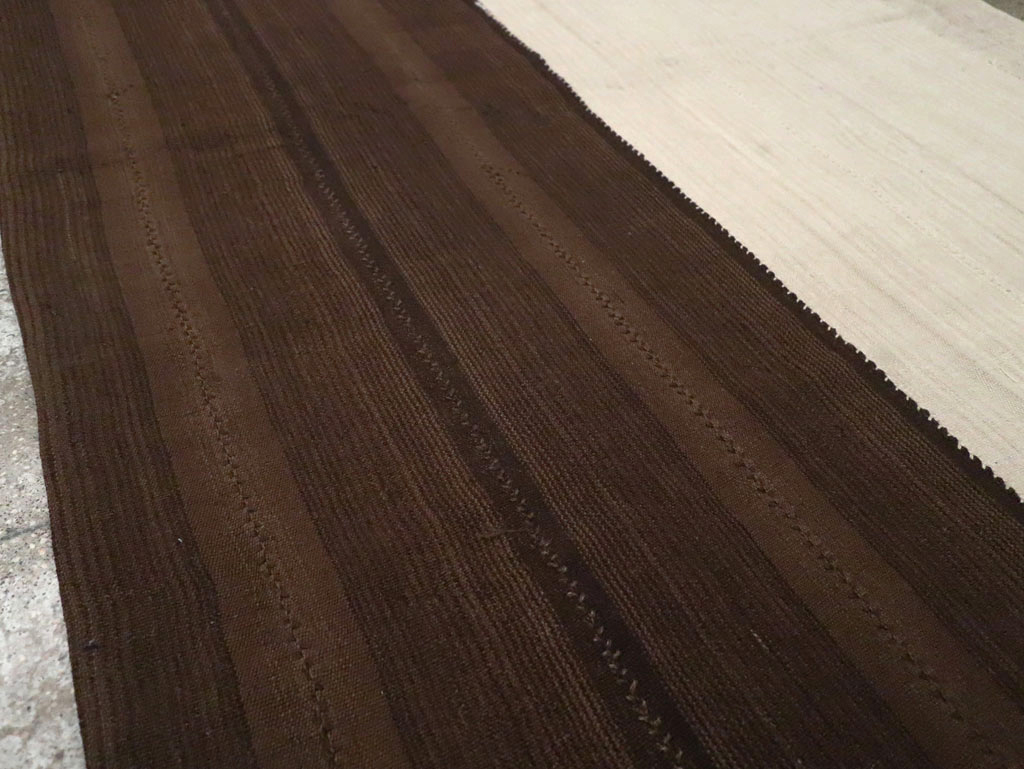 Tribal Mid-20th Century Turkish Flatweave Kilim, No.30529 - Gss