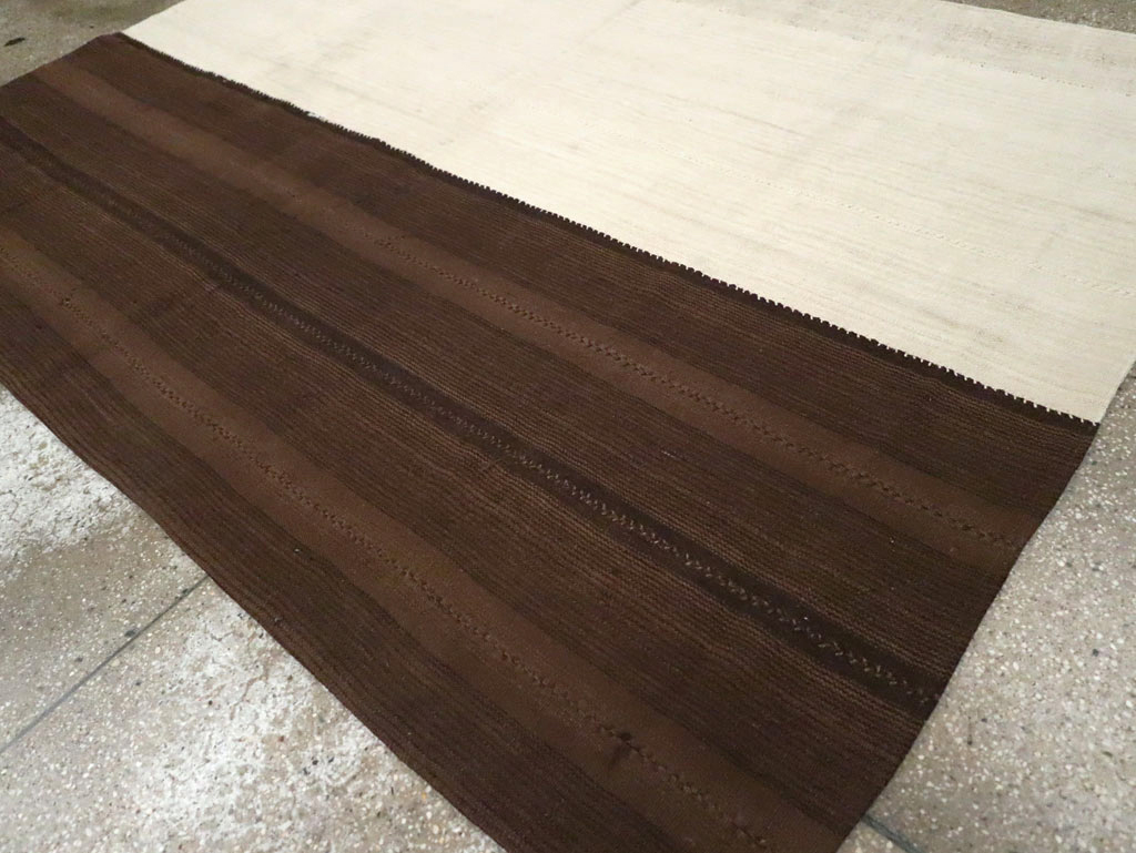 Tribal Mid-20th Century Turkish Flatweave Kilim, No.30529 - Gss