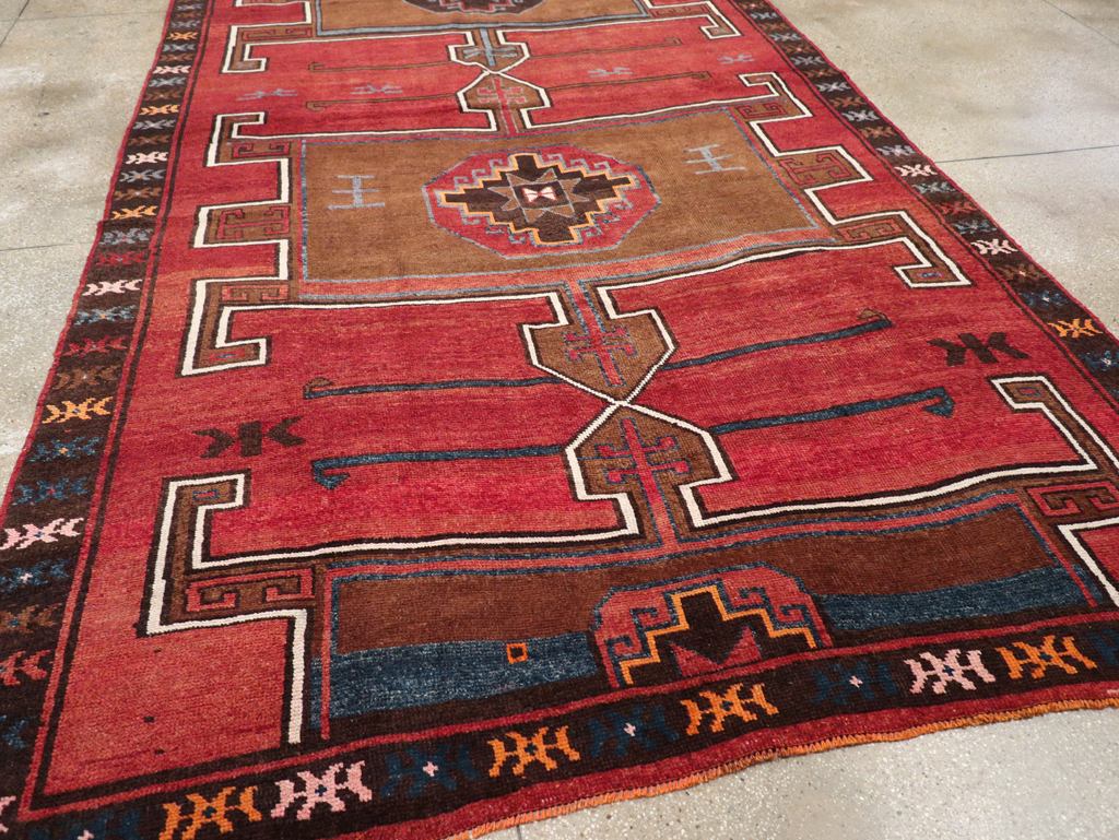 Vintage Turkish Anatolian Tribal Room Size Carpet, No.30550 - Gss
