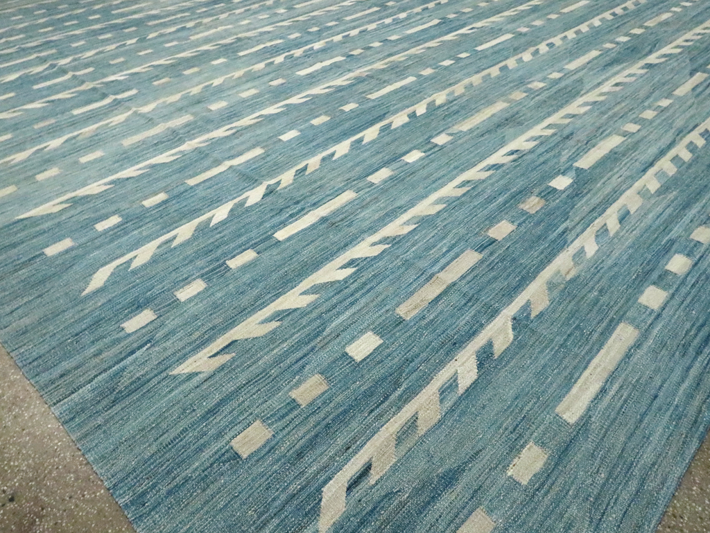 Modern Oversize Turkish Flatweave, No.30553 - Gss