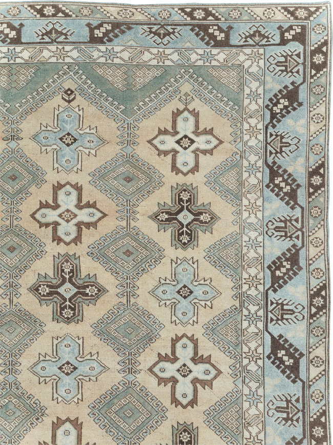 Vintage Room Size Anatolian Carpet, No.30564 - Gss
