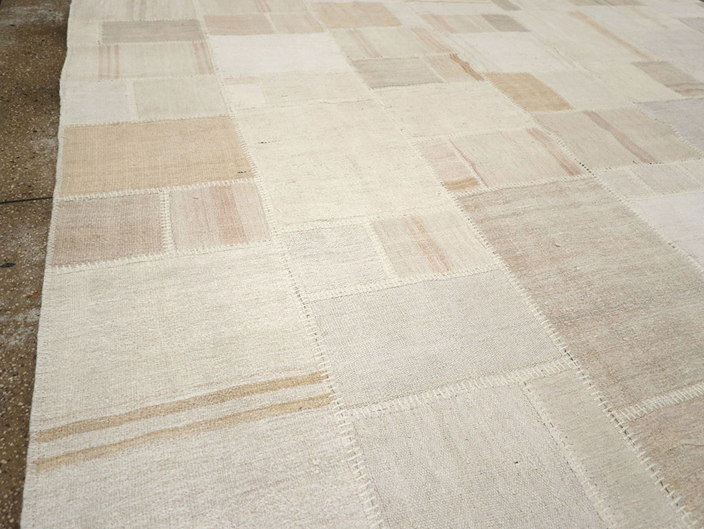 Modern Turkish Flatweave Kilim, No.30579 - Gss