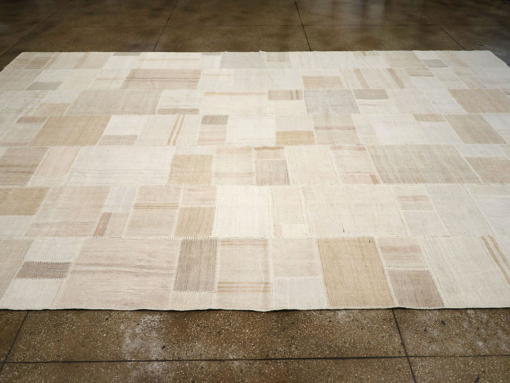 Modern Turkish Flatweave Kilim, No.30579 - Gss