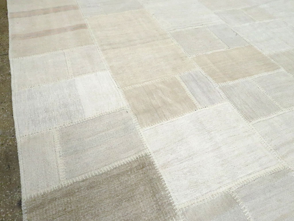 Modern Turkish Flatweave Kilim, No.30583 - Gss