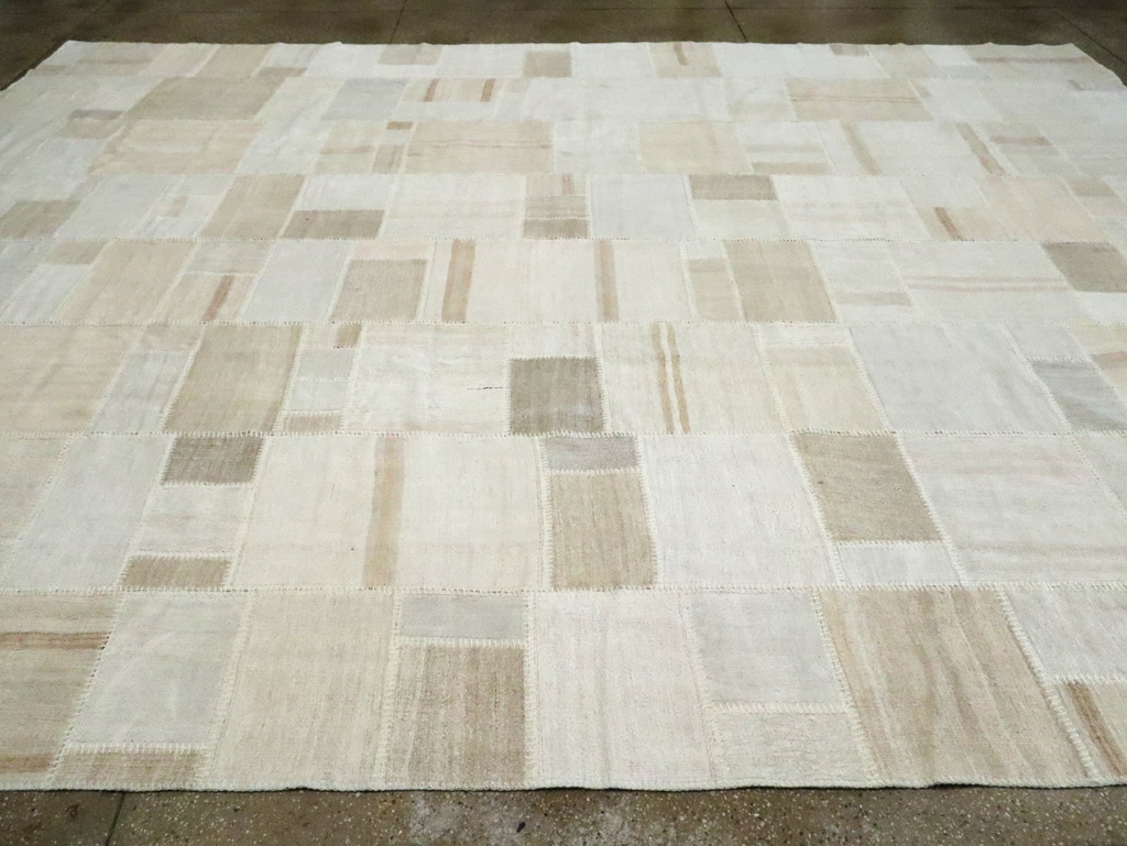 Modern Turkish Flatweave Kilim, No.30584 - Gss