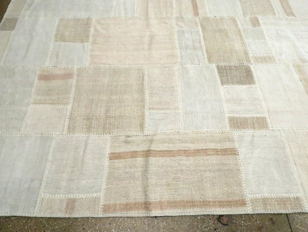 Modern Turkish Flatweave Kilim, No.30584 - Gss