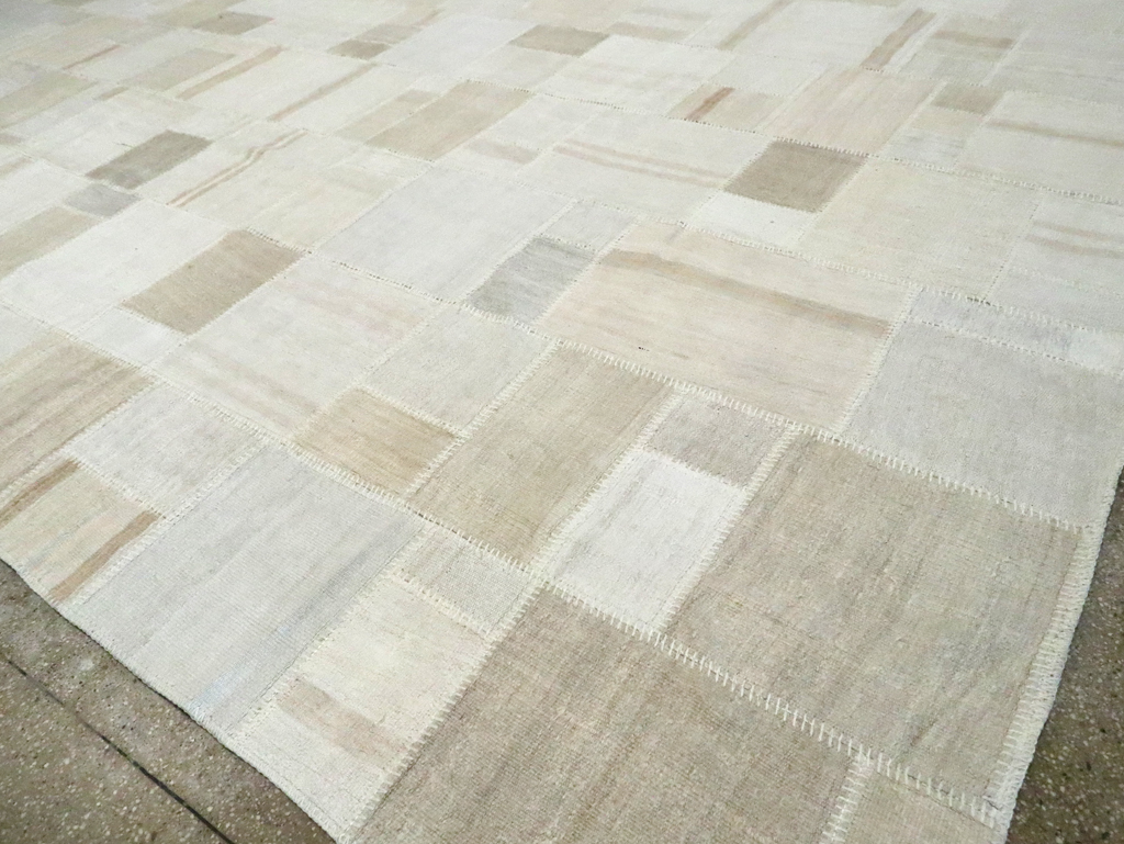 Modern Turkish Flatweave Kilim, No.30584 - Gss