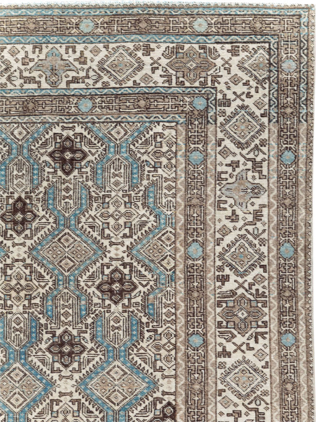 Vintage Persian Tabriz Small Room Size Carpet, No.30614 - Gss
