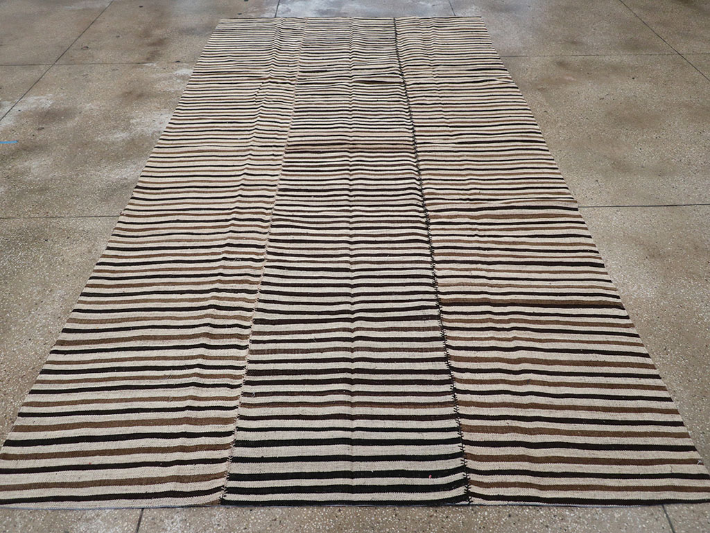 Vintage Persian Flatweave Kilim Room Size Carpet, No.30639 - Gss