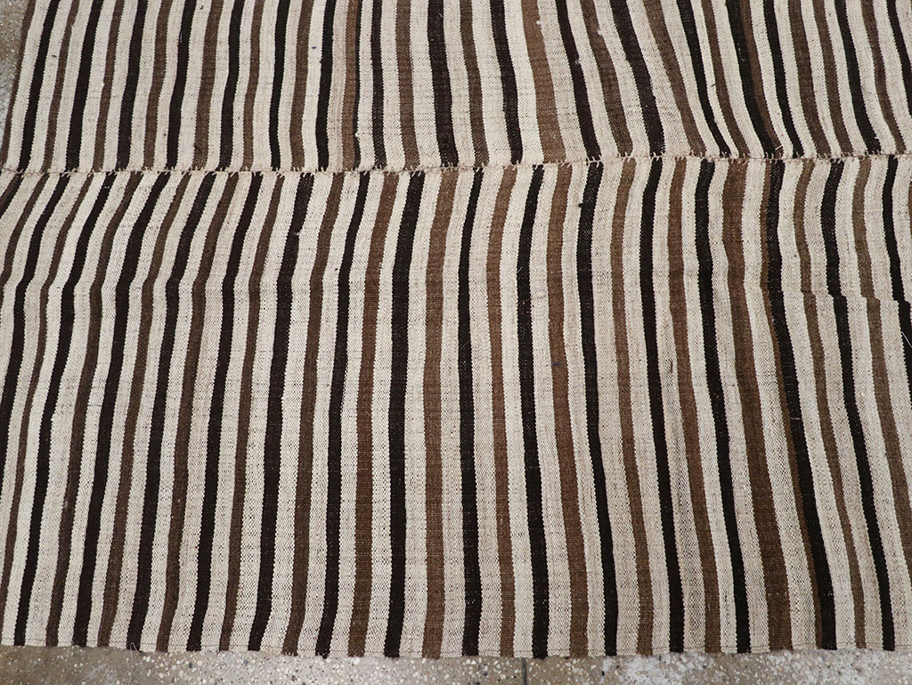 Vintage Persian Flatweave Kilim Room Size Carpet, No.30639 - Gss