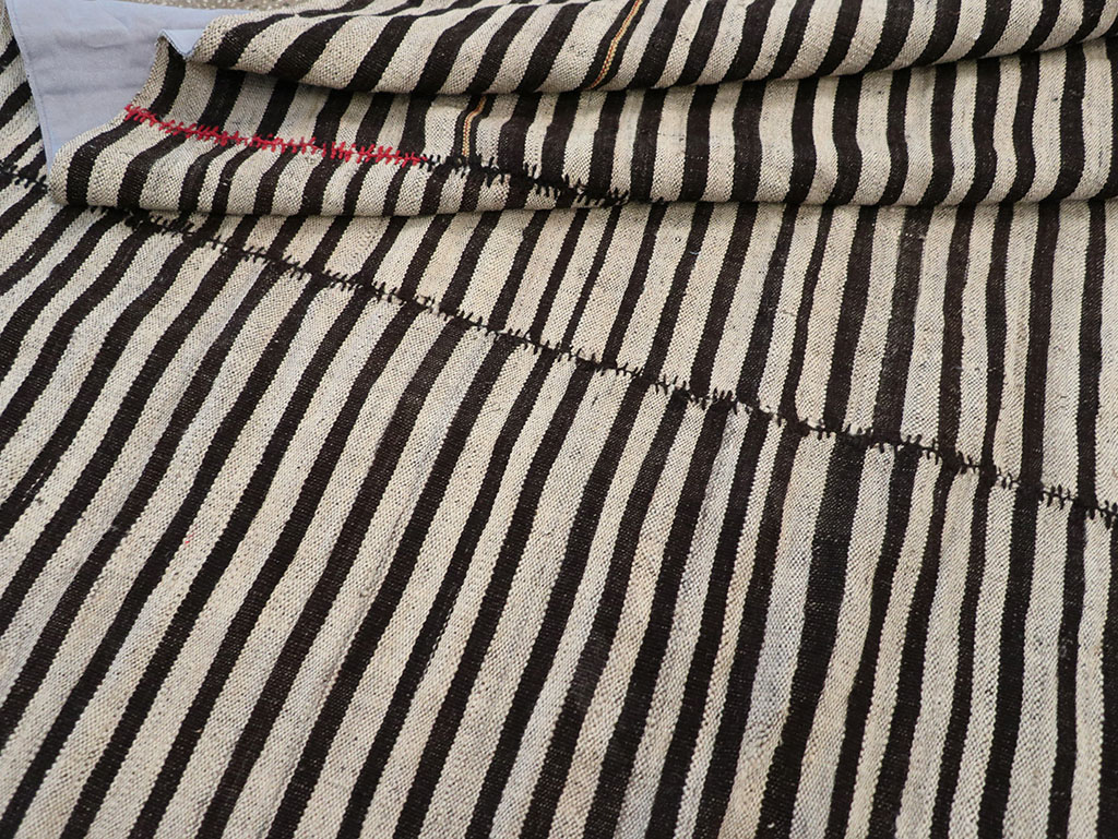 Vintage Persian Flatweave Kilim Gallery Carpet, No.30642 - Gss