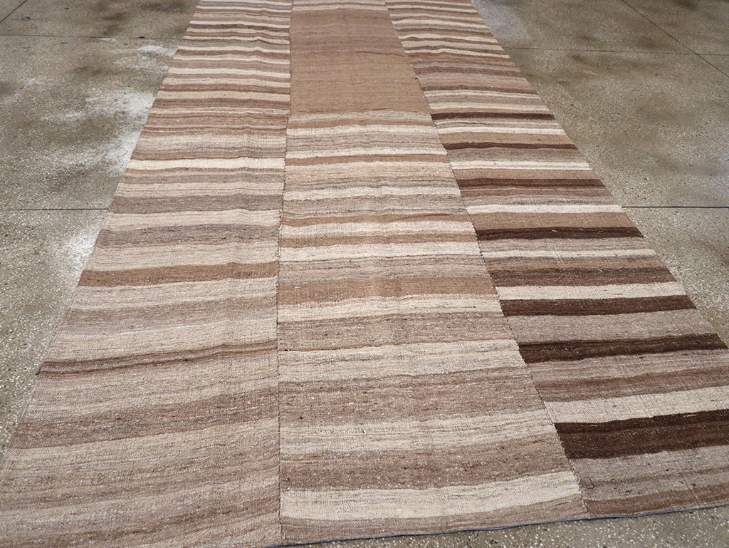 Vintage Turkish Flatweave Kilim Gallery Carpet, No.30653 - Gss
